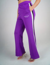 Load image into Gallery viewer, Domiair Grandeur Women Track Pants Purple